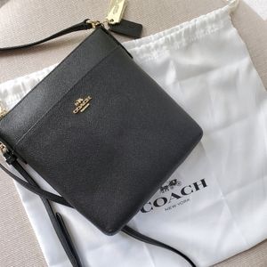 COACH Messenger Cross Body NWOT